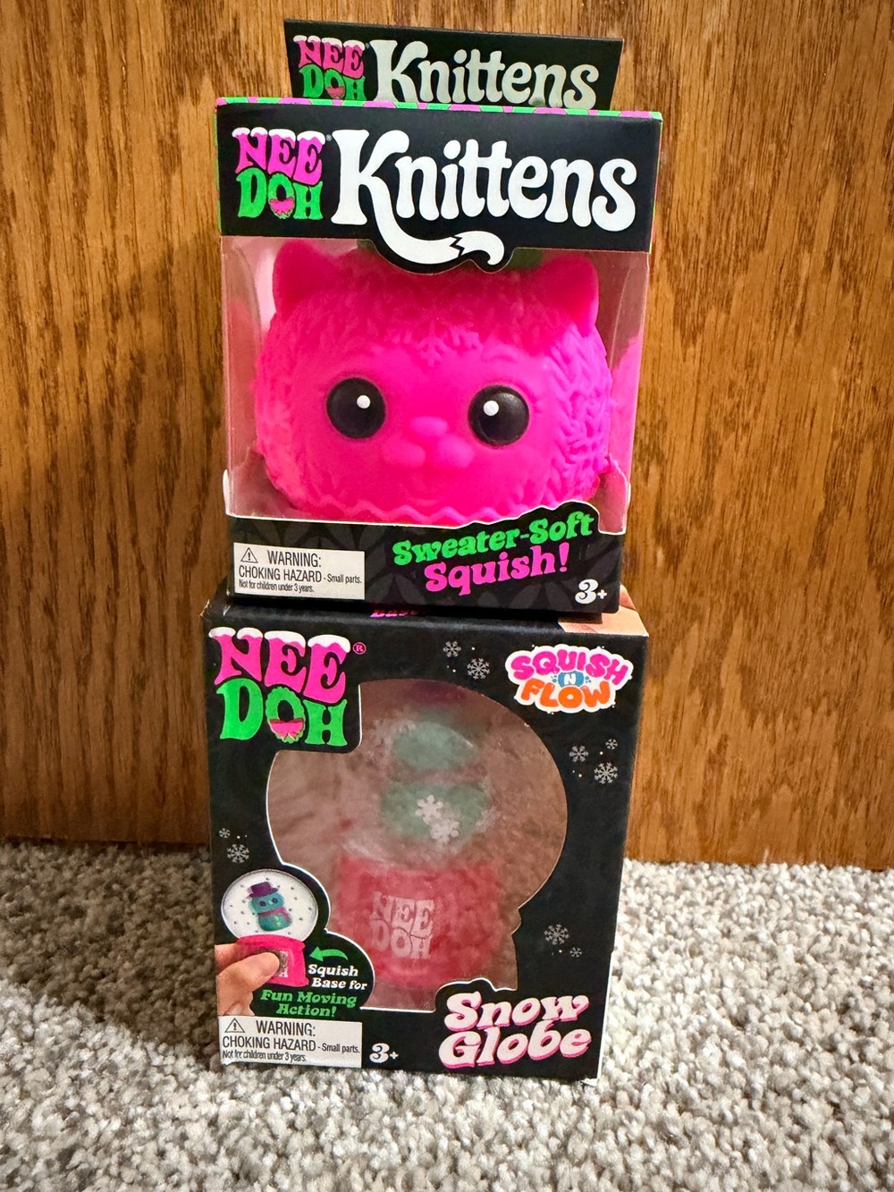 Needoh Knittens & Snow Globe